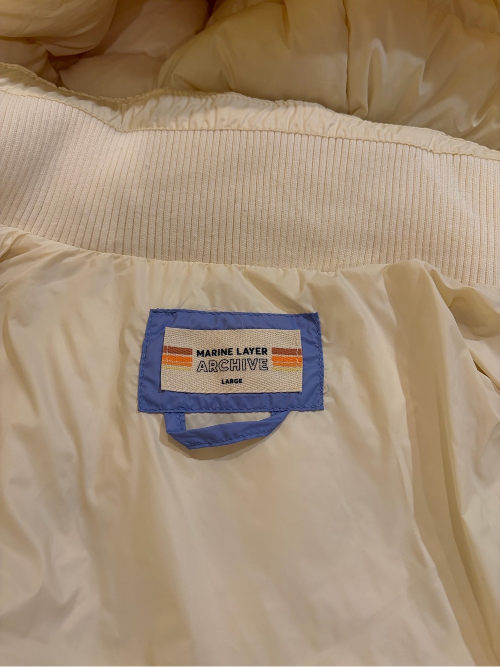 Marine Layer never worn puffer jacket - Picture 6 of 6